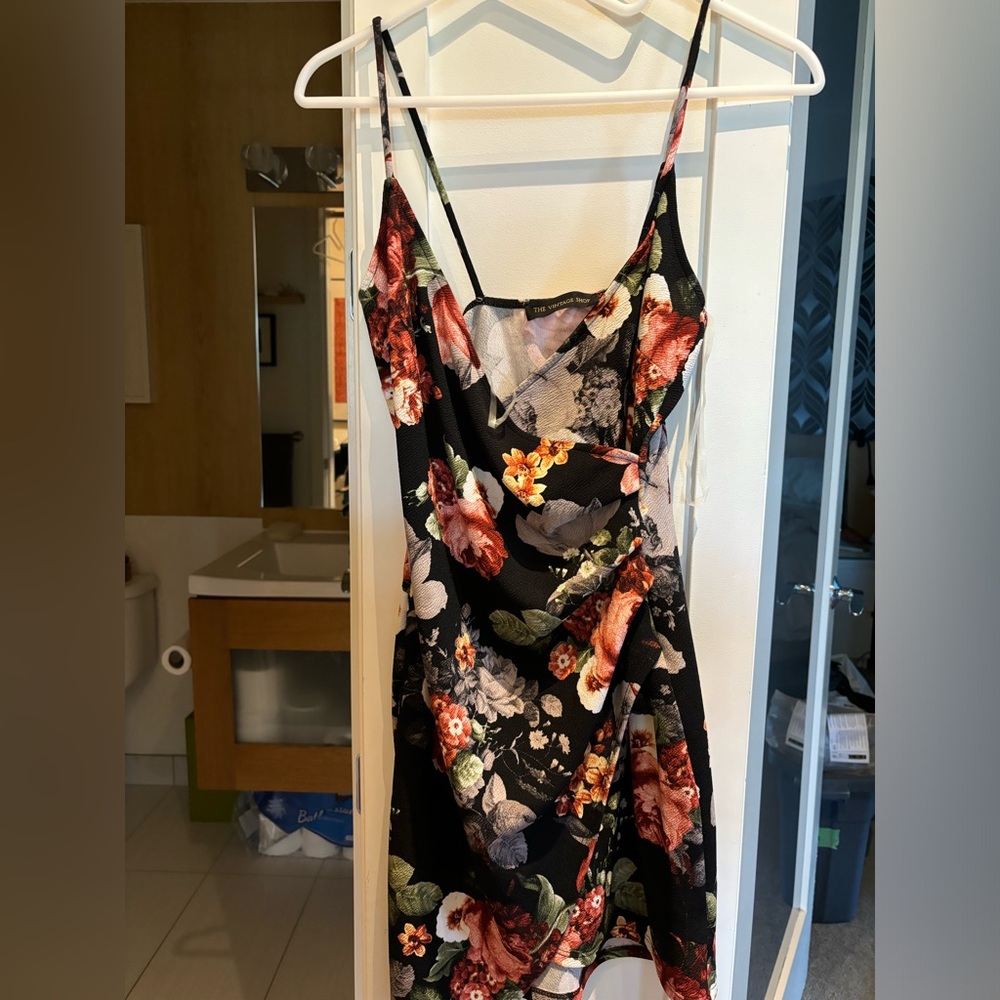 The Vintage shop dress, Size Large